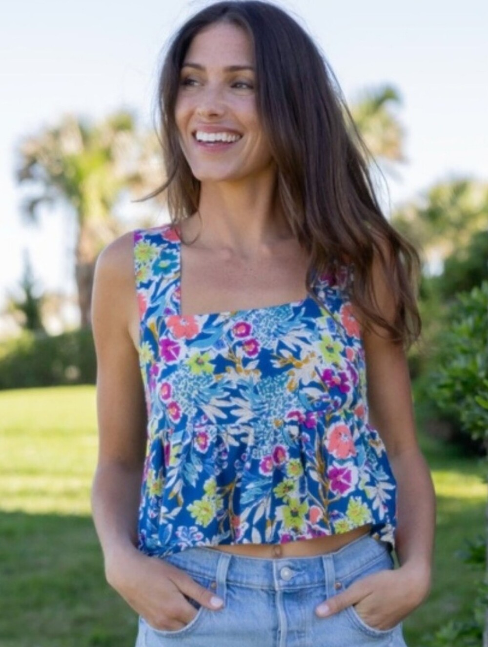 🌻✌🏻 NATURAL LIFE ✌🏻🌻 Navy Floral Peplum Sleeveless Top, SZ L